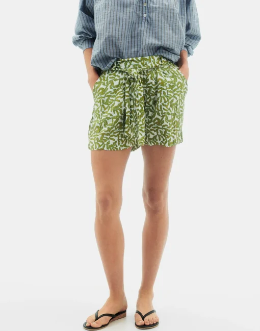 Short Hiedra